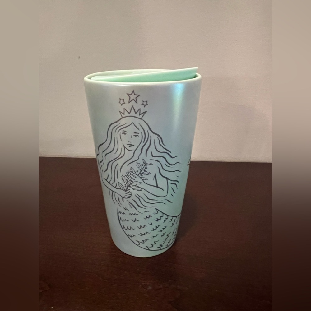 Starbucks Limited Edition 50th Anniversary Box Siren Mermaid 12 Oz